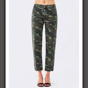 NWT Sundry Clothing Soliel Camo Pants Size 27